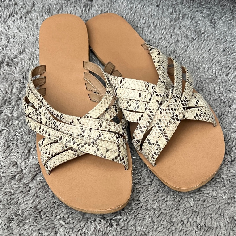 Women's Snakeskin Pattern Sandals